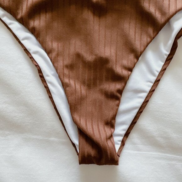 Skinny Dip Suntan Ribbed Bikini Set Large women’s NWT brown scoop bathing suit - Picture 13 of 16